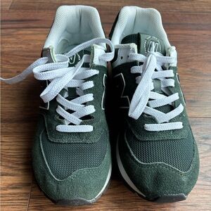 New Balance 574 women’s sneakers Green